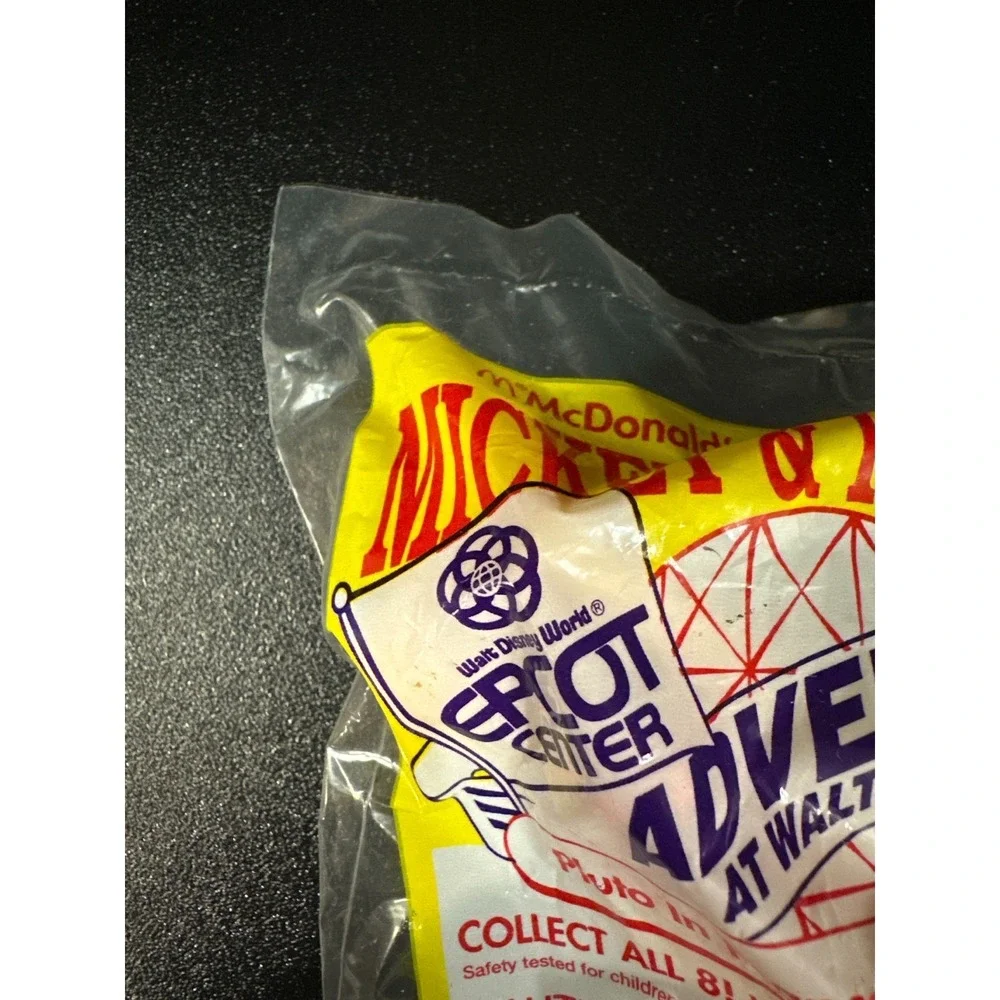 Vintage 1993 McDonald's Disney Pluto in France Happy‎ Meal Toy – Sealed